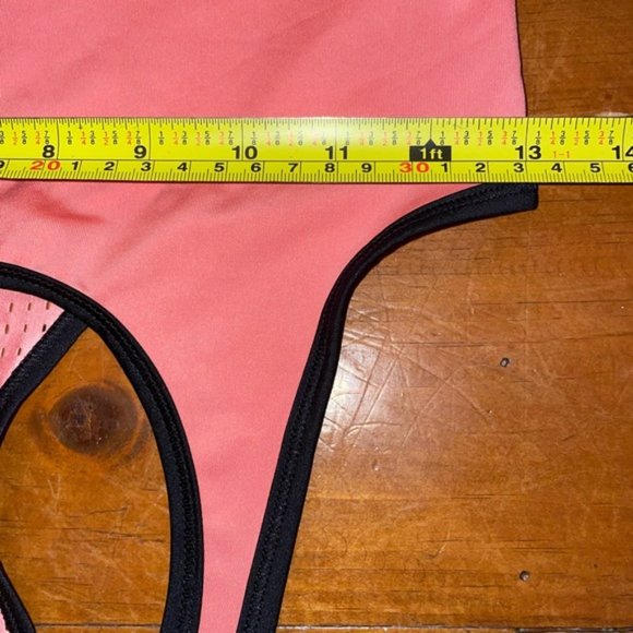 Nike Pro Hypercool 2.0 Pink Workout Running Yoga Tank Top - Picture 3 of 11